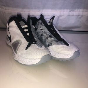Nike PG 4 TB “white/black-wolf grey” size US 9.5 men’s, includes original box